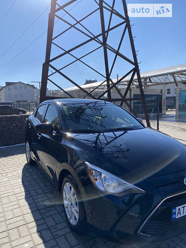 Седан Toyota Yaris 2017 в Ивано-Франковске фото 2 Седан Toyota Yaris 2017 в Ивано-Франковске