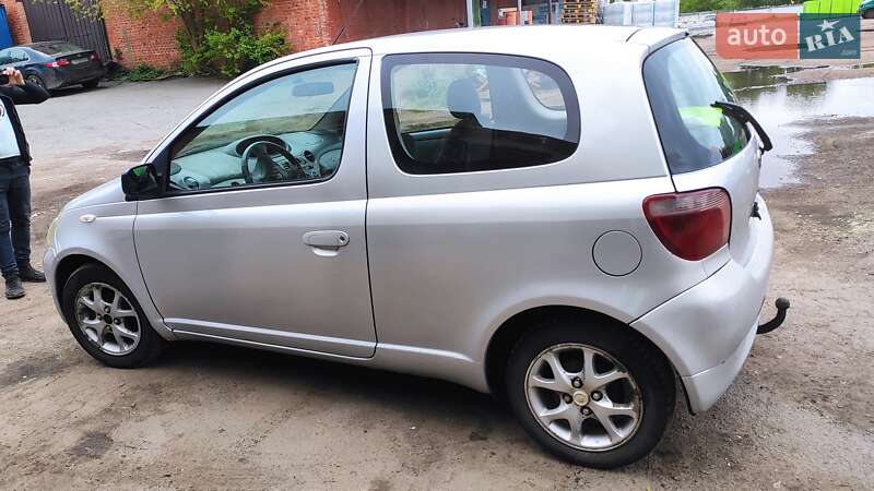 Хэтчбек Toyota Yaris 2000 в Киеве фото 3 Хэтчбек Toyota Yaris 2000 в Киеве