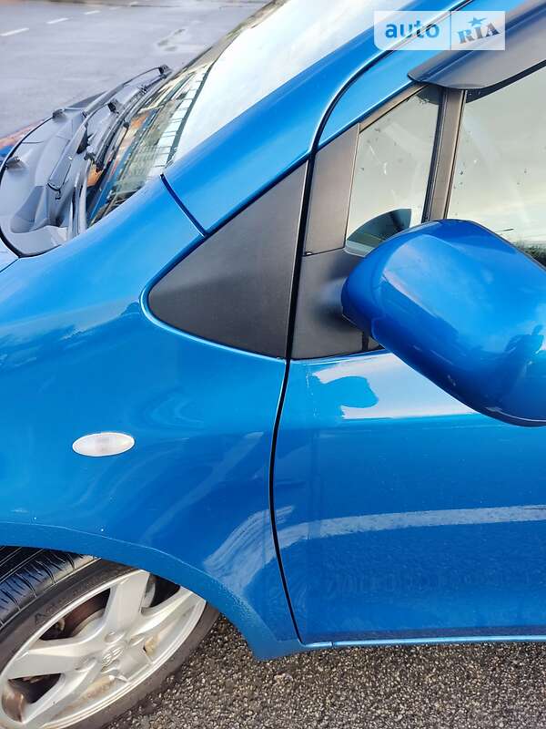 Хэтчбек Toyota Yaris 2006 в Днепре