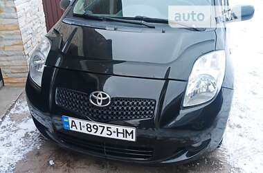 Хэтчбек Toyota Yaris 2006 в Фастове