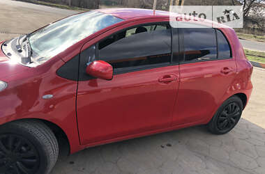 Хэтчбек Toyota Yaris 2008 в Одессе