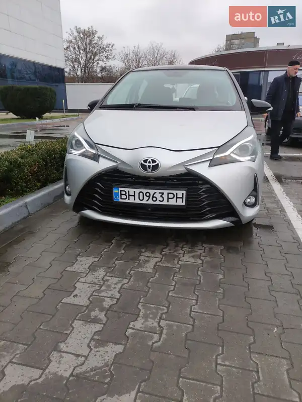 Toyota Yaris 2015