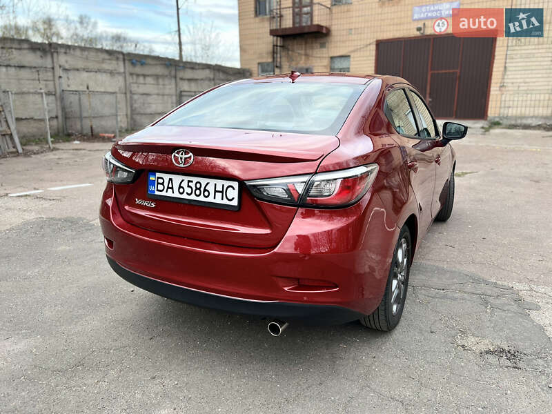 Седан Toyota Yaris 2019 в Кропивницком