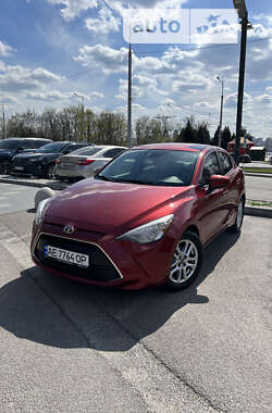 Седан Toyota Yaris 2016 в Дніпрі