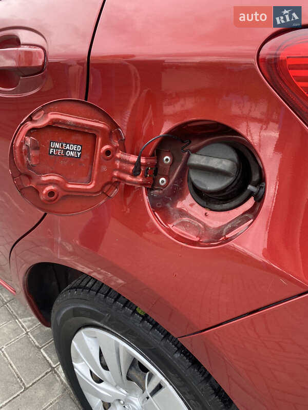 Хэтчбек Toyota Yaris 2012 в Черкассах фото 18 Хэтчбек Toyota Yaris 2012 в Черкассах