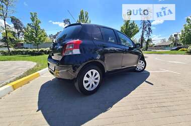 Хэтчбек Toyota Yaris 2011 в Киеве