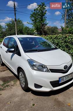 Хетчбек Toyota Yaris 2014 в Миколаєві