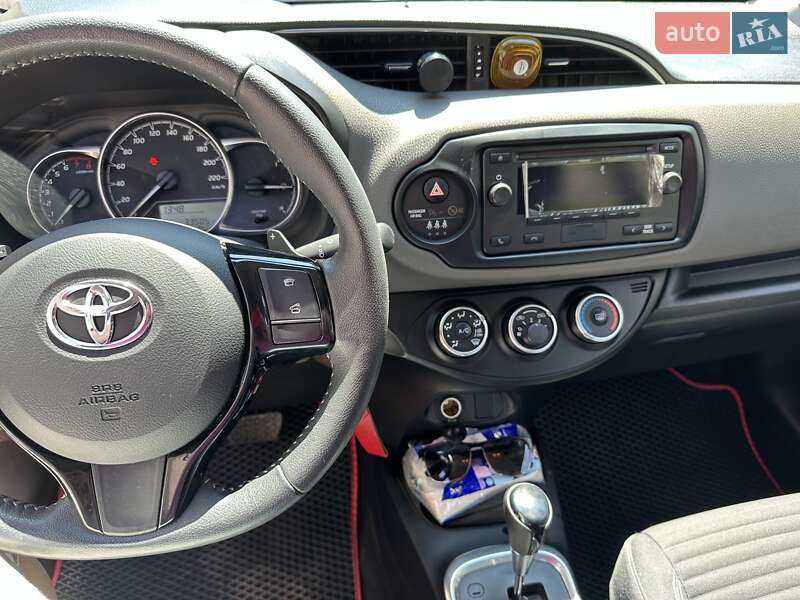 Хэтчбек Toyota Yaris 2020 в Одессе