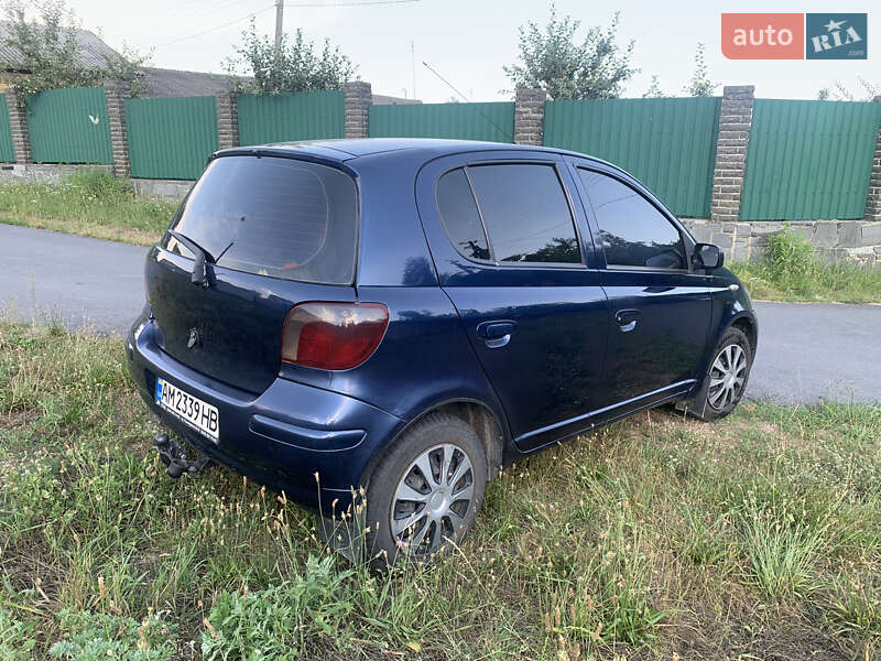 Хэтчбек Toyota Yaris 2002 в Житомире