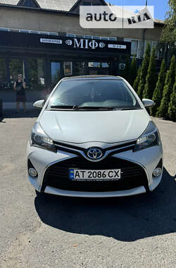 Хэтчбек Toyota Yaris 2015 в Ивано-Франковске