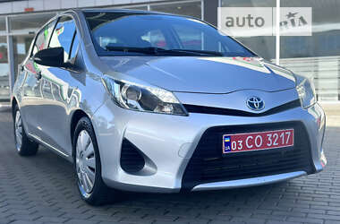 Хетчбек Toyota Yaris 2014 в Житомирі