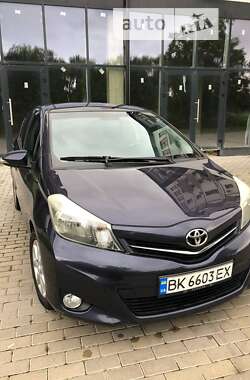 Хетчбек Toyota Yaris 2013 в Рівному