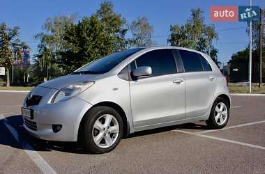 Хетчбек Toyota Yaris 2006 в Житомирі