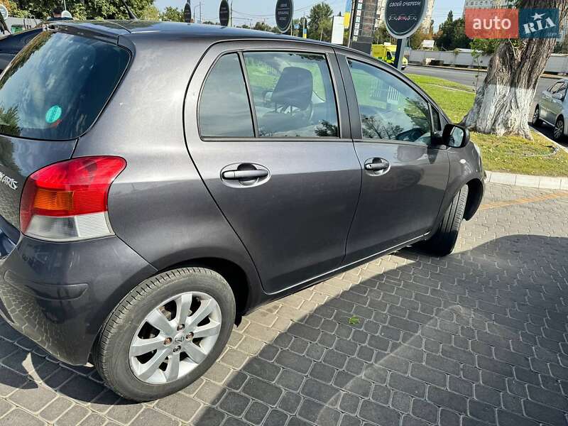 Хэтчбек Toyota Yaris 2009 в Харькове фото 8 Хэтчбек Toyota Yaris 2009 в Харькове