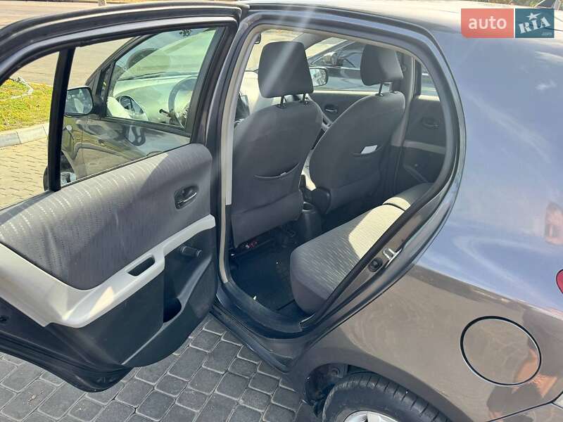 Хэтчбек Toyota Yaris 2009 в Харькове фото 20 Хэтчбек Toyota Yaris 2009 в Харькове