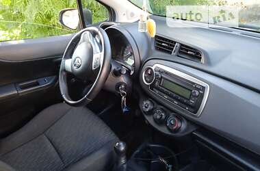 Хетчбек Toyota Yaris 2012 в Здолбуніві