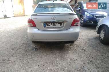 Седан Toyota Yaris 2008 в Львове