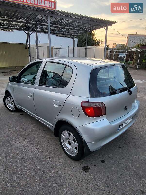Хетчбек Toyota Yaris 2000 в Чорноморську фото 5 Хетчбек Toyota Yaris 2000 в Чорноморську