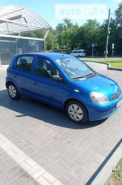 Хетчбек Toyota Yaris 2002 в Дніпрі