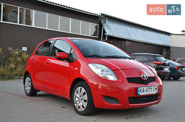 Хетчбек Toyota Yaris 2011 в Житомирі