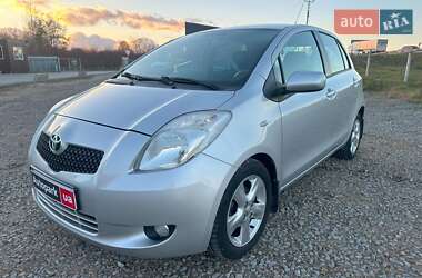 Хетчбек Toyota Yaris 2006 в Львові