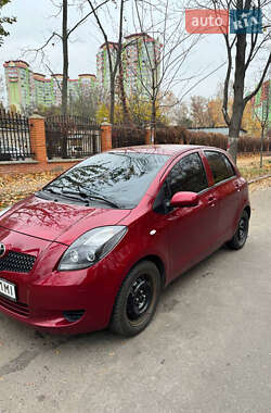 Хэтчбек Toyota Yaris 2007 в Киеве