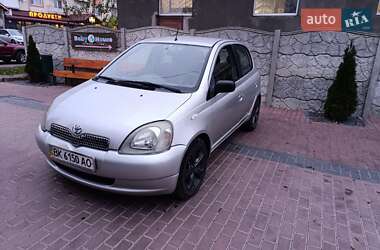 Хетчбек Toyota Yaris 2001 в Здолбуніві