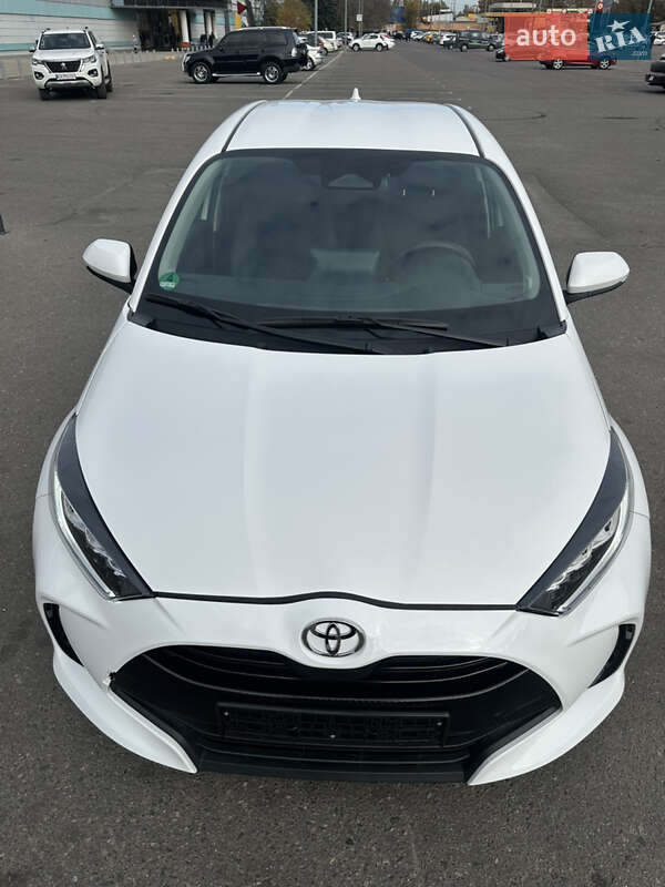 Хэтчбек Toyota Yaris 2024 в Одессе