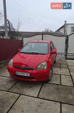 Хетчбек Toyota Yaris 2002 в Тячеві