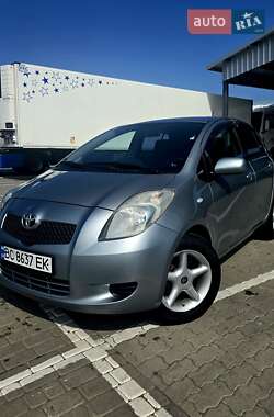 Хэтчбек Toyota Yaris 2008 в Львове