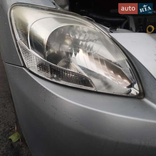 Седан Toyota Yaris 2007 в Киеве