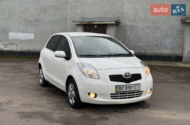 Хетчбек Toyota Yaris 2007 в Рівному