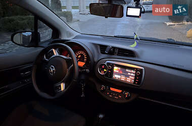 Хетчбек Toyota Yaris 2012 в Хмельницькому