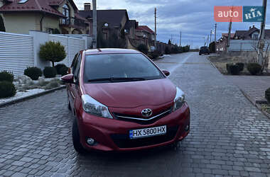 Хетчбек Toyota Yaris 2012 в Хмельницькому