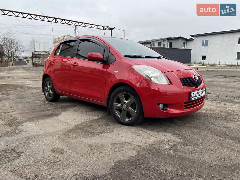 Хэтчбек Toyota Yaris 2006 в Мерефа