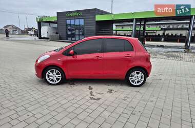 Хэтчбек Toyota Yaris 2008 в Каменец-Подольском