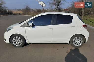 Хэтчбек Toyota Yaris 2012 в Березовке