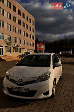 Хетчбек Toyota Yaris 2013 в Львові