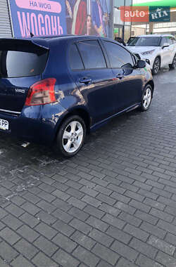 Хэтчбек Toyota Yaris 2008 в Киеве