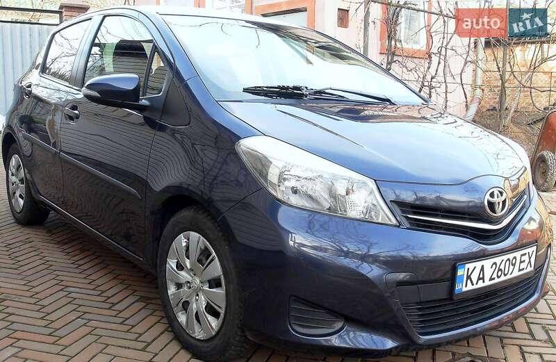 Toyota Yaris 2013