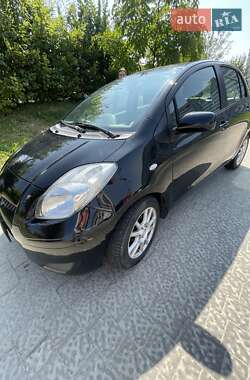 Хэтчбек Toyota Yaris 2008 в Львове