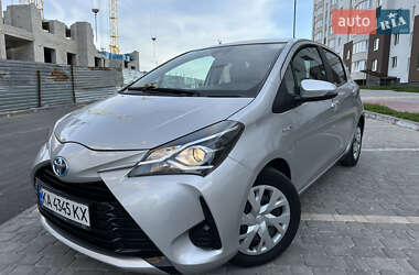 Хетчбек Toyota Yaris 2019 в 