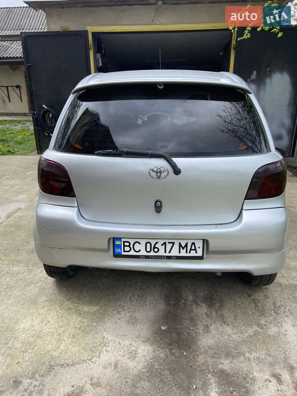 Хэтчбек Toyota Yaris 1999 в Львове