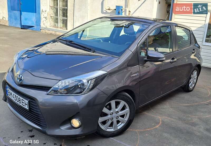 Хэтчбек Toyota Yaris 2013 в Каменском фото 13 Хэтчбек Toyota Yaris 2013 в Каменском