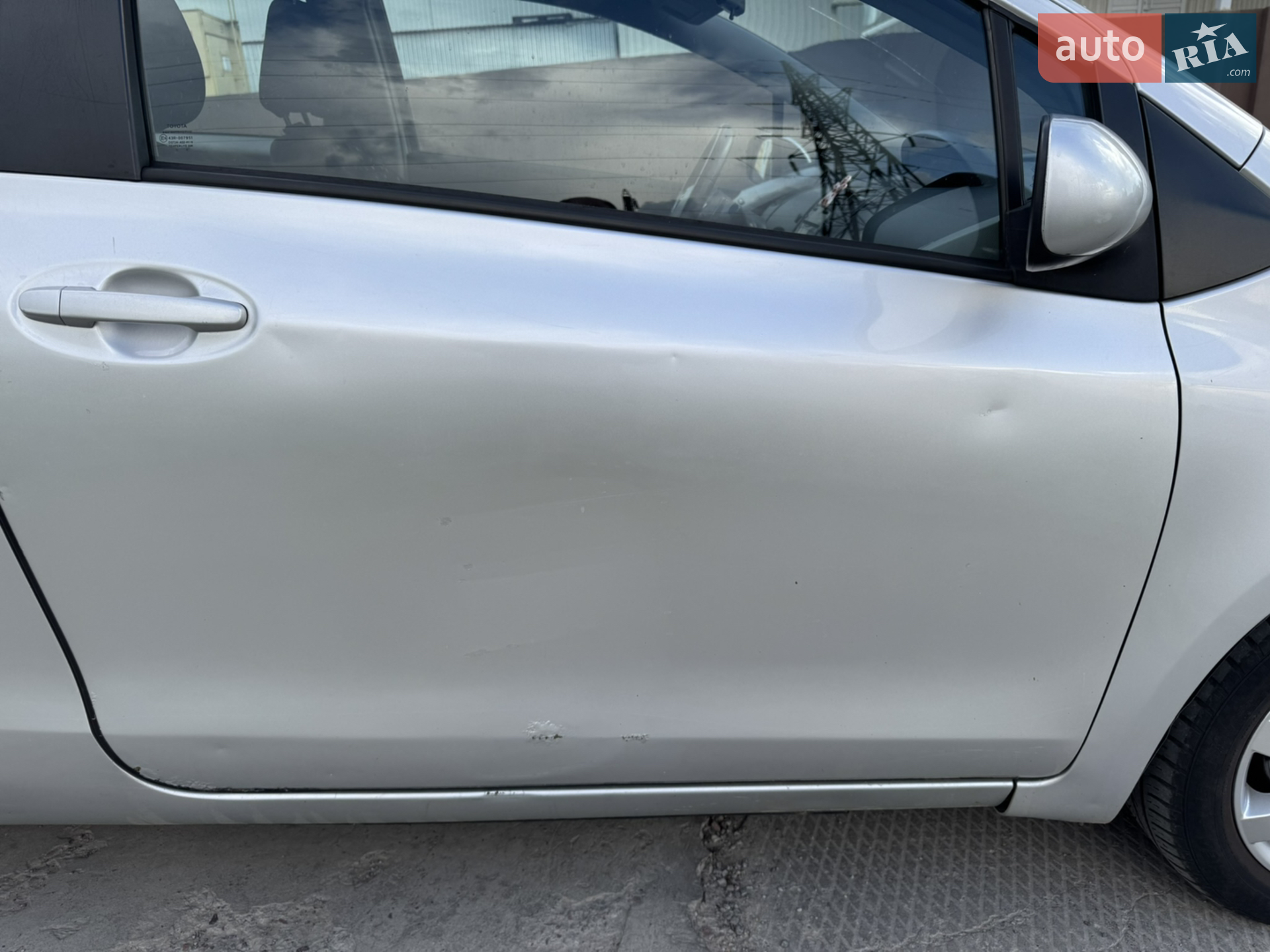2010 Toyota Yaris - мініатюра 9