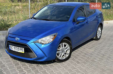 Седан Toyota Yaris 2017 в 