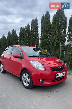 Хэтчбек Toyota Yaris 2006 в Луцке