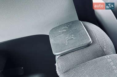 Хэтчбек Toyota Yaris 2008 в 