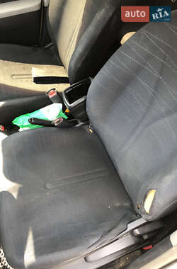 Хэтчбек Toyota Yaris 2007 в 