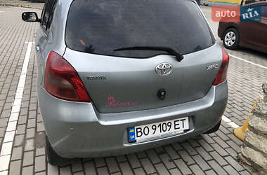 Хетчбек Toyota Yaris 2007 в 